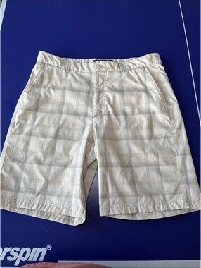Pebble Beach Stretch Golf Shorts Mens Size 36 9.5” Inseam Plaid Cream Beige